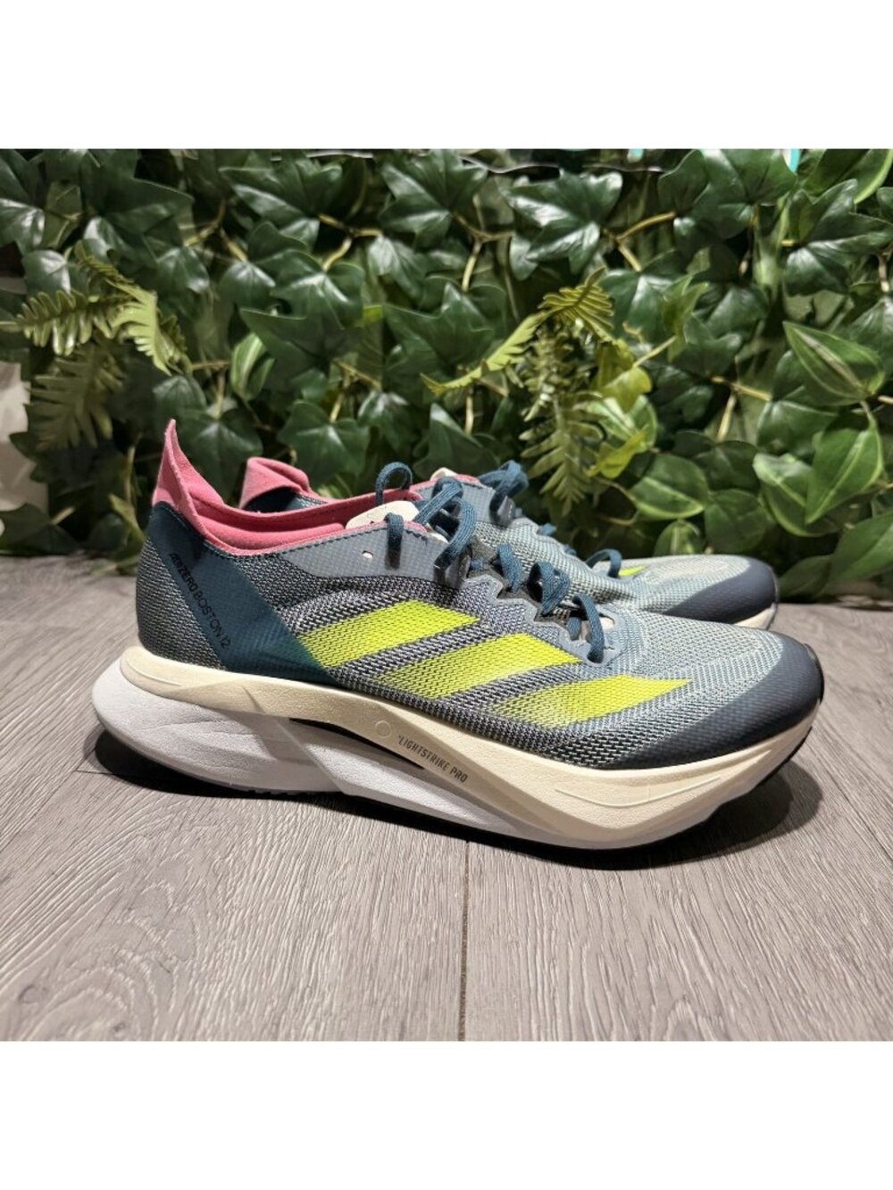 Adidas Adizero Boston 12 Womens Size 9 Green Athletic Running Shoes Sneakers